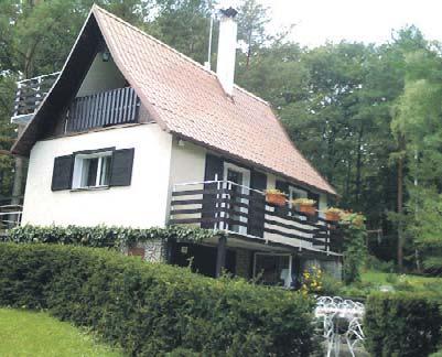 hledá pracující pár s dítětem, děkujeme, tel ( 608 770 556 od 9 do 22 hod 2+1 byt k pronájmu hledáme kdekoliv v Brně ( 774 422 345 2+1 do 10 000 Kč na delší dobu hledají 3 zdravotní sestry, děkujeme