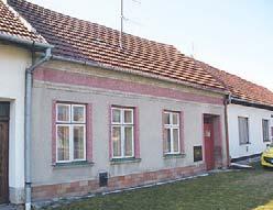 ul Dlouhá, cihla, balkon, CP 65 m 2, p 2/4, nábytek na míru
