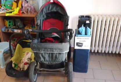 Tou největší změnou, které si zákazníci mohli všimnout, jsou nové regály, které výrazně rozšířily prodejní plochy obchůdku. Díky tomu se rozšířila nabídka bot, skla, keramiky a porcelánu.