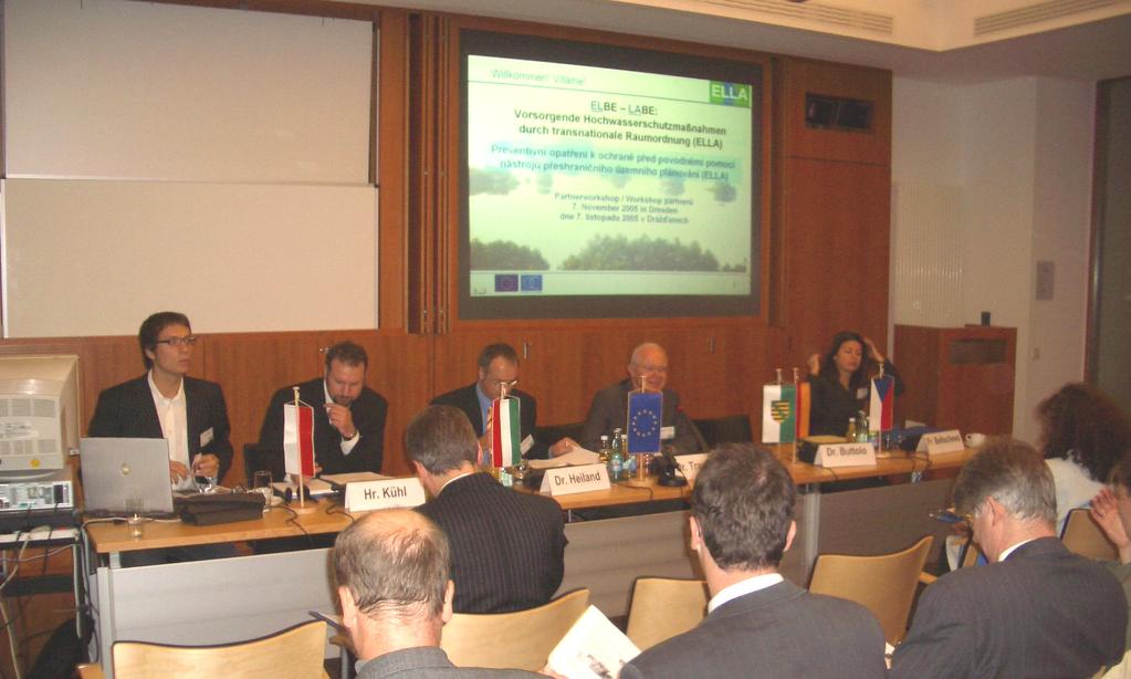 Seite / strana / page 12 Partner Partneři Partners Termine Termíny Schedule ELLA Konferenz Ungarn Konference ELLA v Maďarsku ELLA conference Hungary 08.03.