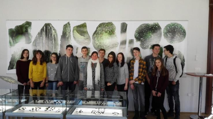Studenti sexty navštívili ZOO Ohrada v Hluboké nad Vltavou, kde kromě prohlídky absolvovali výukový program Ze života ptáků, 2.