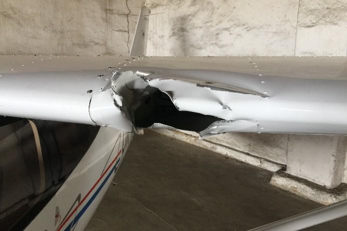 Ze zprávy organizace k řízení zachování letové způsobilosti vyplynulo, že došlo k poškození vrtulového kužele a vrtule.