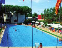 RESIDENCE 27 ISOL, 23 EL PTIO, 33 PRK DELT DEL PÒ 24 vila UROR () Isola Park El Patio Velmi pěkná dvoupatrová vila leží v klidné části letoviska a zároveň