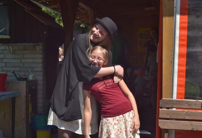 Nevyslyšená modlitba Ty víš, jak jsem tupen, ostouzen a haněn, máš před sebou všechny moje protivníky. Srdce potupou mi puká, jsem jak ochrnulý.