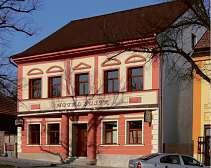 Tipy na výlety 15. června 2018 33 Toulovcovy Maštale navštěvuje už několikátá generací lidí. Při letních toulkách přidejte ibránu do pravěku.