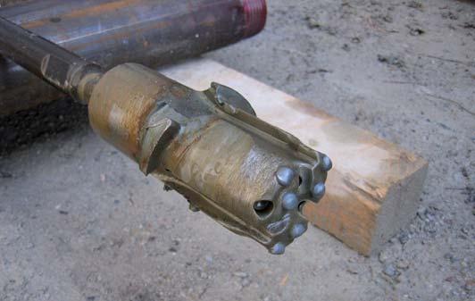 5 ROBIT system ring bits with the catcher welded to the micropile tube From the intermediate point-of-attack located in the area of the access tunnel connection to the double-track tunnel itself, the