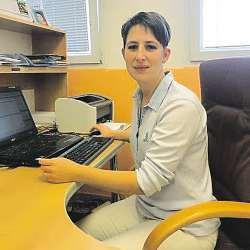 Praktičtí lékaři spolupracují v rámci jednoho zdravotnického zařízení sespecializovanými pracovišti radiodiagnostikou, internou aendokrinologií, očním lékařstvím, rehabilitací, zubním lékařstvím,
