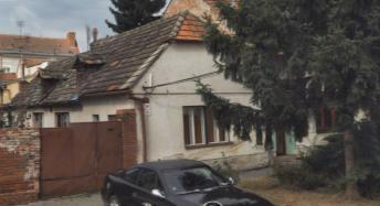 Toto srovnání se provádí na základě vlastního průzkumu trhu nemovitostí, vyhodnocením údajů z denního i odborného tisku, vývěsek realitních kanceláří, sledováním aukcí a dražeb, konzultacemi s