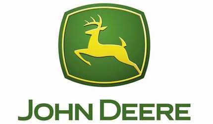 6.2 John Deere Obr. 31. Sklízecí mlátička John Deere S [22] Jedna z nejvýznamnějších továren koncernu Deere & Copany na sklízecí mlátičky se nachází ve městě East Moline ve státě Illinois v USA.
