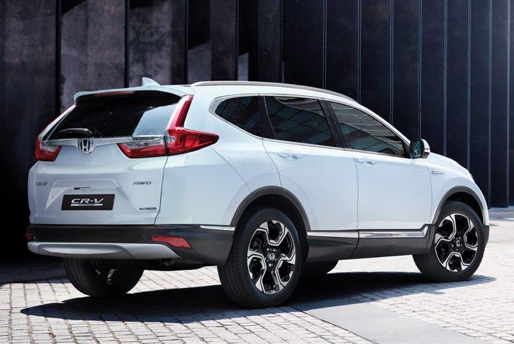 Tento pohon kombinuje hybridní technologii s 2,0l zážehovým motorem tak, aby poskytoval optimální spotřebu paliva a nadstandardní jízdní dynamiku.