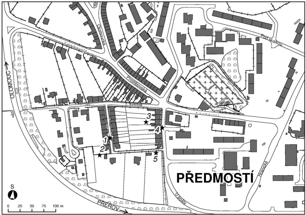 Přehled výzkumů 49, Brno 2008 kováním spodní části kulturní vrstvy získána keramika z mladšího stupně kultury s lineární keramikou.