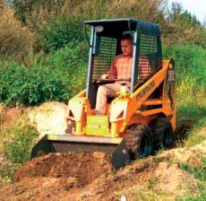 Celková pracovní výška plně zvednutá 3 110 mm 3 546 mm 3 584 mm 3 708 mm B. Výška závěsného čepu plně zvednutá 2 445 mm 2 746 mm 2 794 mm 2 845 mm C.