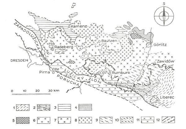 2.3 Šluknovský výběžek Stýkají se tu tři horopisné celky odlišného geologického vývoje: Šluknovská pahorkatina (dělí se na Rumburskou a Šenovskou pahorkatinu) tvořící větší část výběţku a na jihu je