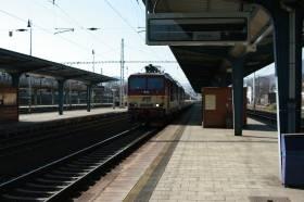 Rybník vykolejil jeden vůz nákladního vlaku Mn 889. Při nehodě nebyl nikdo zraněn a celková škoda dosáhla částky 9,5 tisíc korun.