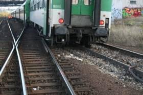 Provoz na trati Praha Vršovice Praha Malešice byl omezen až do.. a mnoho vlaků muselo být vedeno po odklonové trase. Příčinou MU byl únavový lom jazyka výhybky. Dne.. 9 v 5. hod. se v žst.