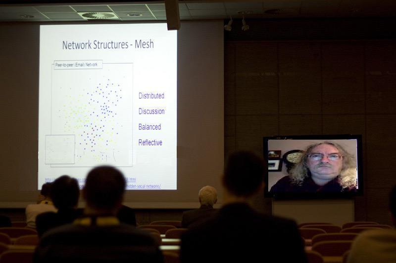 Videokonference Po plenárních sekcích následovala již tradiční videokonference.