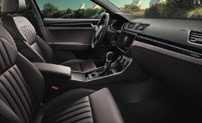 INTERIÉR L&K, BÉŽOVÝ dekor Piano Black kožené potahy