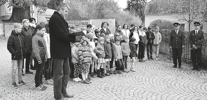 z města a regionu Na vznik Československa i na své padlé vzpomínali i v Jesenici V pátek 26. října se v Jesenici u pomníku Hrobům v dáli uskutečnila slavnostní akce k 100.