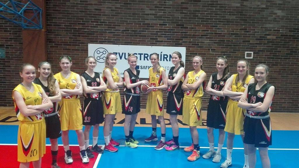 Rosůlková Tereza P 186 2002 19 Hrdličková Klára K 174 2002 21 Nováková Adéla P 182 2002 24 Bastlová Tereza P 182 2003 31 Sakslová Martina P/K 181