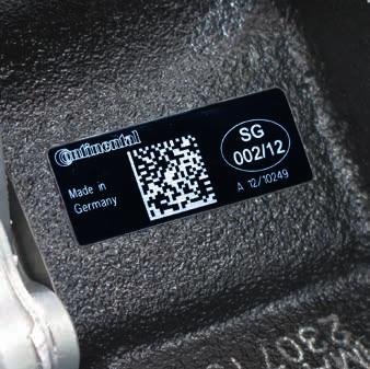 PUMA Konus PUMA Oldham PUMA Keyway Naftové čerpadlo Common Rail 7.11 Umístění typového štítku DRS K montáži si připravte: Typový štítek DRS 1. Vyčistěte plochu pro umístění. 2.