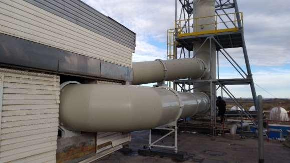 Projektant naší společnosti ve spolupráci s pracovníky investora navrhli úpravu technologie, která spočívá v přesunu ventilátoru ze strany před pračkou vzduchu na stranu za pračkou vzduchu.