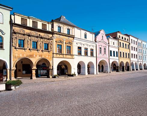 V klimaticky vhodném prostředí zde také lahvově dozrává unikátní řada vín Chateau Litomyšl.