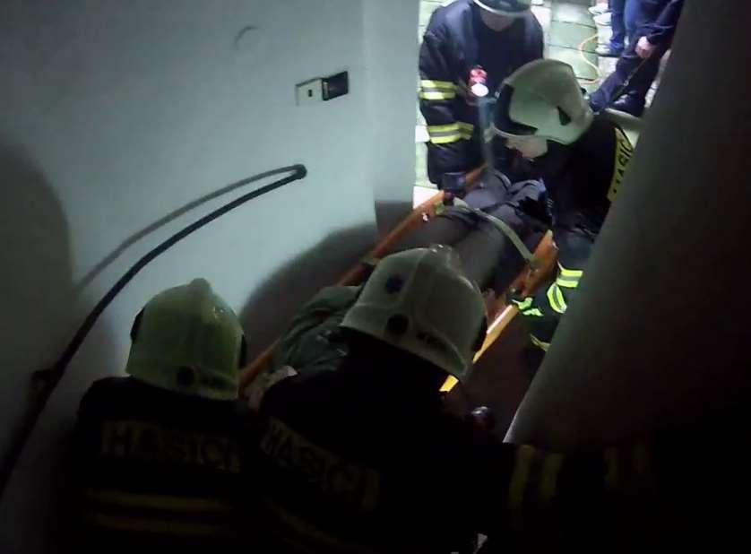 Doba záchrany figuranta, který byl nejvýše ve věži (pod kamerou č. 7), byla od lokalizace po opuštění věže 5,22 min (313 s).
