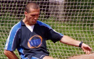 činnosti). Obě stránky spolu úzce souvisejí, a proto mluvíme o technicko-taktické stránce herních činností jednotlivce. (áborský a kol., 2007) 2.3.1.