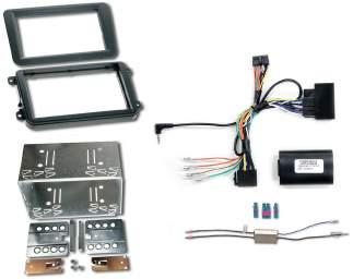 The KIT-7VWDPQ also includes a connector that continues to support the car radio display in the instrument cluster (MFA). Antenna adapter is included.