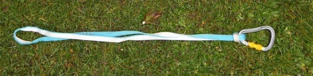 6.6 Odsedací smyčka Odsedací smyčka slouží k odpočinku lezce v těžkých pasážích. Je kratší a proto nám k odsednutí poslouží rozhodně lépe než jistící set.