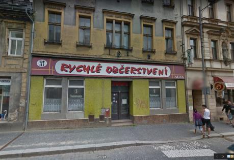 71 muzejní galerie expozice horolezectví Na konci června byla zahájena demolice muzejní galerie s obrazem Pobití Sasíků pod Hrubou Skálou, která plnila svou úlohu od poloviny 70. let.