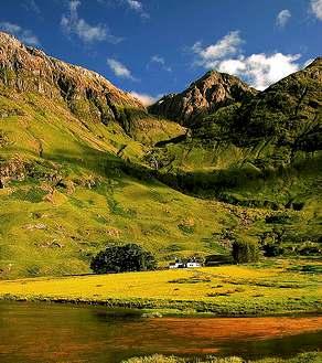 Scotland Highland TERMÍN A CENA ZÁJEZDU: 1/ Čt 27.06. - Čt 04.07.2019 20.790,- Kč 2/ Po 15.07. - Po 22.07.2019 20.790,- Kč 3/ Po 12.08. - Po 19.08.2019 20.790,- Kč PROGRAM ZÁJEZDU: 1.