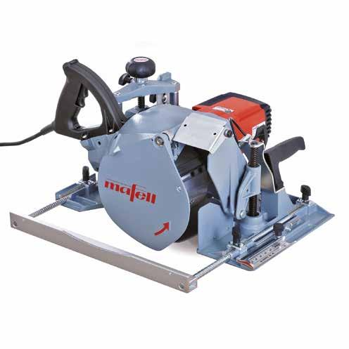 /min 3000 W (se standardním nástrojem) 18,4 kg Universální motor 230 V / 50 Hz Sedlová frézka ZK 115 Ec 925025 Možnost rychlého a přesného nastavení zkouška frézování není nutná tím