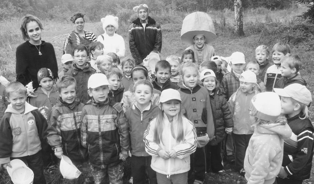 LISTOPAD 2010 ZPRAVODAJ STRANA 5 âekání na dobr vítr Ze Ïivota kol Podzimní draci na Václavu AÏ budete tyto fiádky ãíst, moïná uï bude klepat paní Zima na dvefie.
