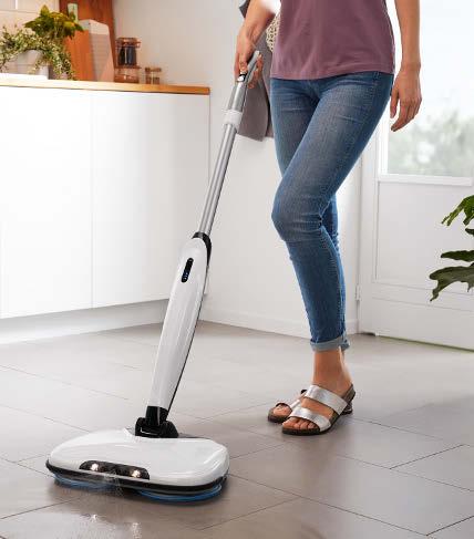 1 Elektrický mop Kč 2.790,- Různé čisticí návleky na různé typy podlah!