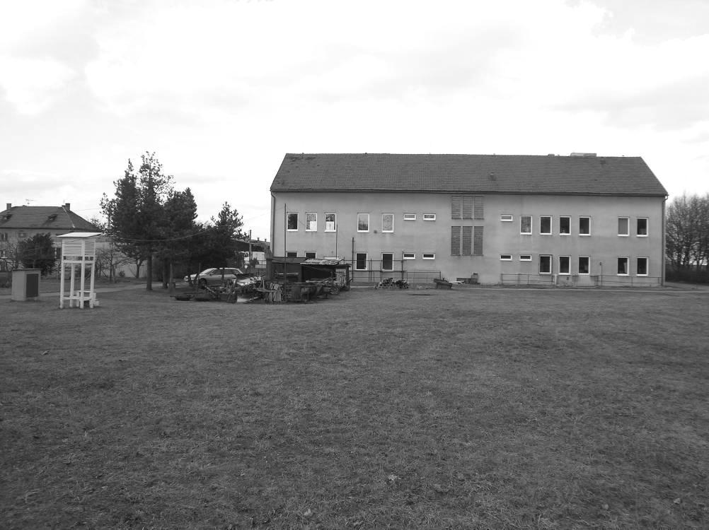 VÝZKUMNÁ STANIICE ČERVENÝ ÚJEZD 21 270 Stanice byla otevřena v roce 1974 jako pracoviště kateder fytotechnického směru Agronomické fakulty VŠZ.