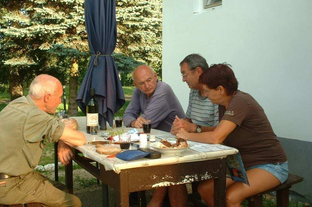 V květnu byl plánován dvakrát výšlap na Vršatec, ale v důsledku špatného počasí se žádná akce Kletru neuskutečnila. V červnu jsme se dvakrát věnovali dětem.