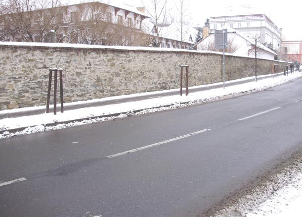 Útoky vandalů na šternberskou zeleň tak pokračují.