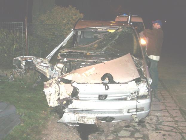 Na území města je nainstalováno cca 250 košů na odpadky, v loňském roce bylo vandaly úplně