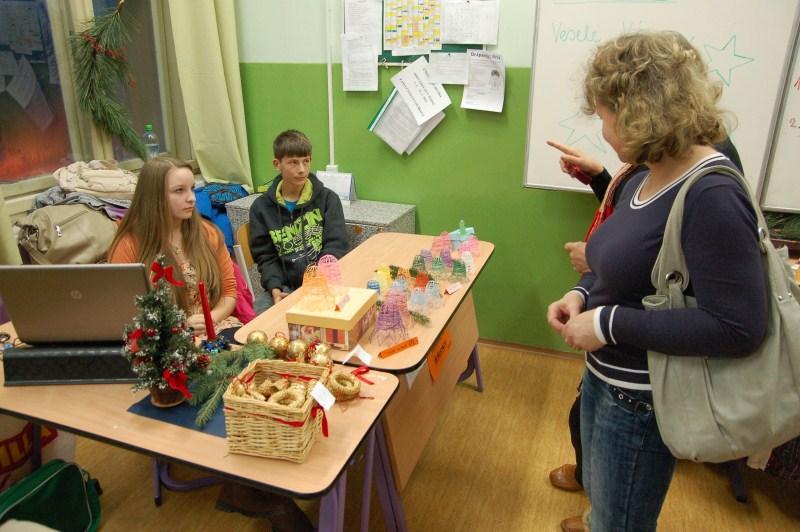 24 hodinový turnaj ve stolním tenise (ping pong), který mne velmi bavil. Samozřejmě, že jsme nehráli celých 24 hodin, ale jako škola jsme to stihli všichni.