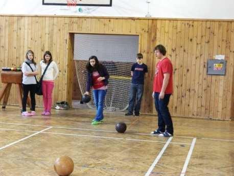 Zároveň vyplňovali pracovní listy a dne 24