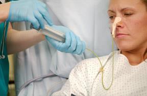 Studie a doporučení 6 x denně 4 x denně variabilní algoritmus 6 hod 10 hod 4 hod 12 hod neměřit Metheny NA, Am J Crit Care, 2008 Reignier JM, JAMA, 2013