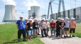 perspektivní obor a ukazujeme jim realitu provozu našich zařízení Pro vysokoškoláky program Letní univerzita, pro