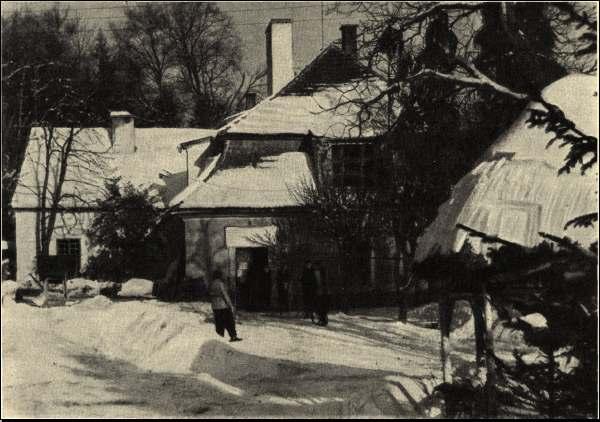 13. Bývalá klášterní stodůlka, později včelín, dnes