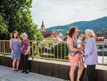 SENIOŘI A DOSPĚLÉ OSOBY SE ZDRAVOTNÍM POSTIŽENÍM Domov se zvláštním režimem Domov pod Andělem Strážným Sociální služby města Sušice Název poskytovatele: Sociální služby Města Sušice, p. o.
