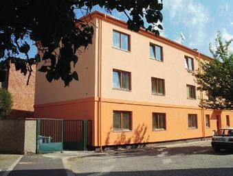 SENIOŘI A DOSPĚLÉ OSOBY SE ZDRAVOTNÍM POSTIŽENÍM Domy s pečovatelskou službou Sociální služby města Sušice Název pronajímatele: Adresa pronajímatele: Místo poskytování: Město Sušice nám.
