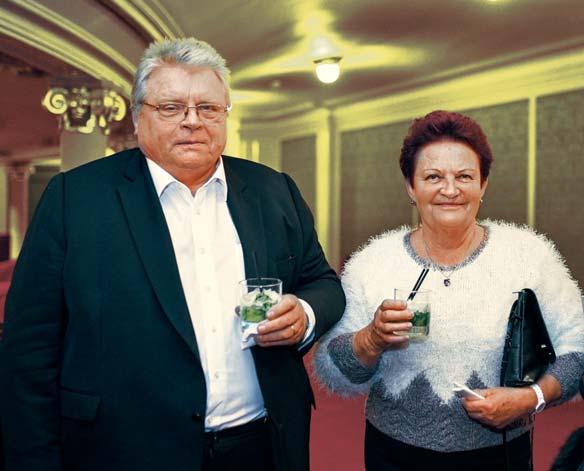 a Jiří Vacek s Gabrielou Ben Ahmed František Hála