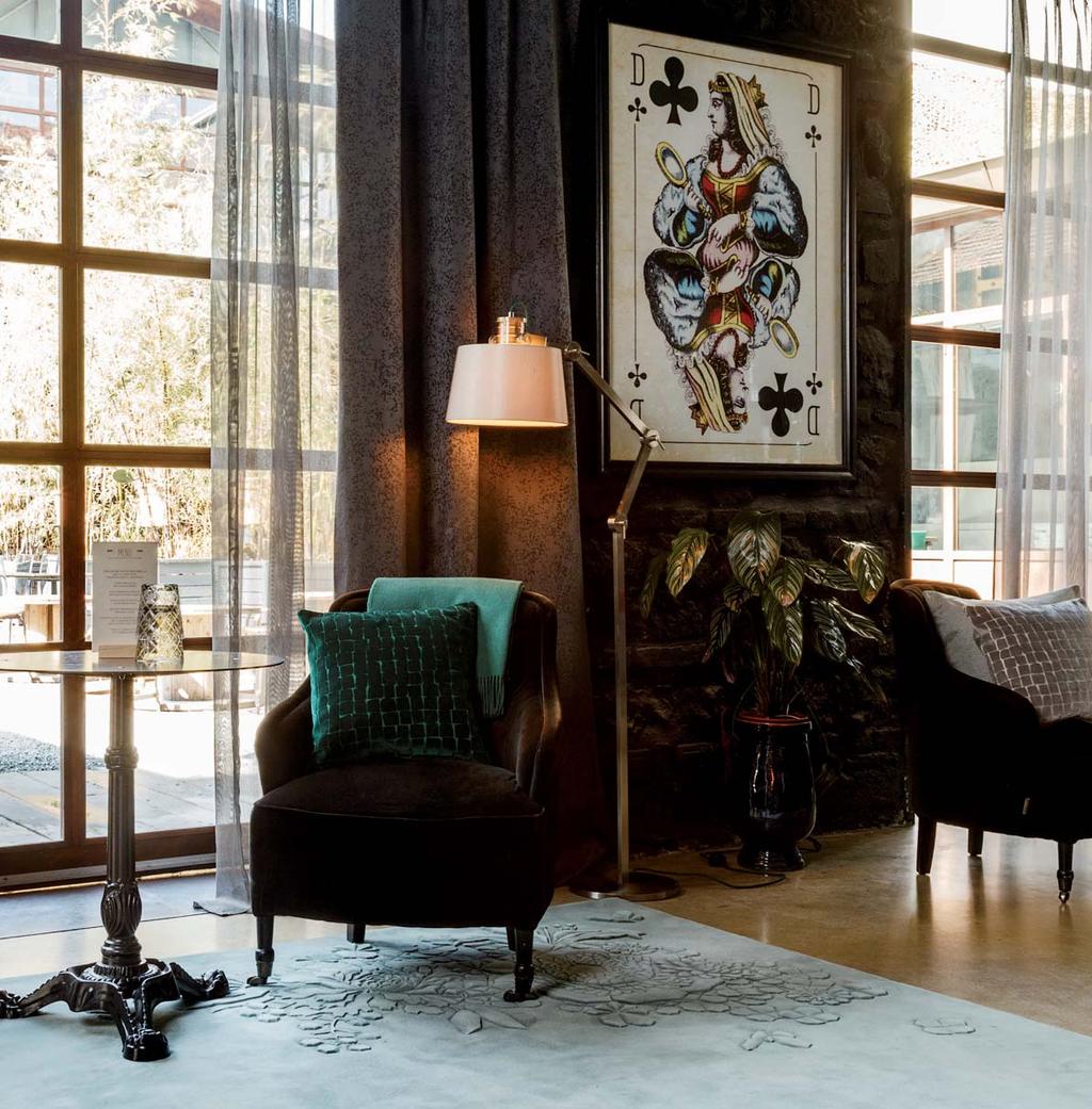 BOUTIQUE À LA MAISON: Nákupní centrum Palladium, Nám.