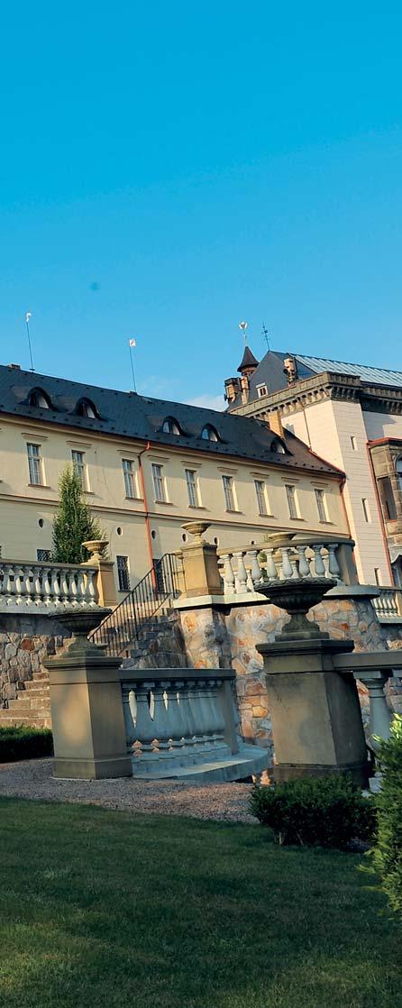BE SOLID Pročítal jsem si vaši knihu díků Ty reakce vás musí těšit. Musela jste se něco učit? Těší. A učím se dodnes, rozhodně nemám pocit, že jsem se naučila všechno.