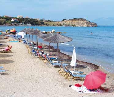 > Zakynthos Tsilivi Letovisko: Tsilivi Stravování: all inclusive Obědy: bufetové Večeře: bufetové Poloha: větší hotelový komplex se 180 pokoji leží cca 60 m od písčité pláže v letovisku Tsilivi, cca